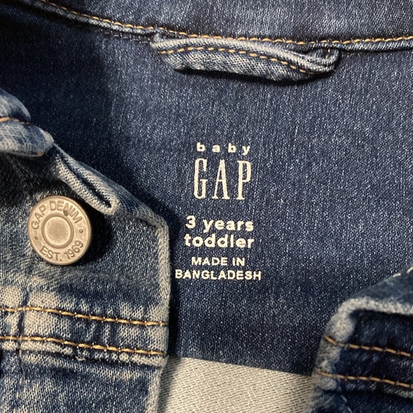 Baby Gap size 3 toddler denim jacket - Picture 2 of 5